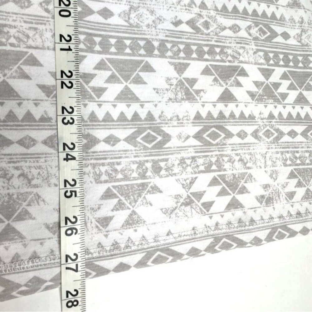 Boys Surplus Large White/Gray Short Sleeve T-shirt - Picture 8 of 9